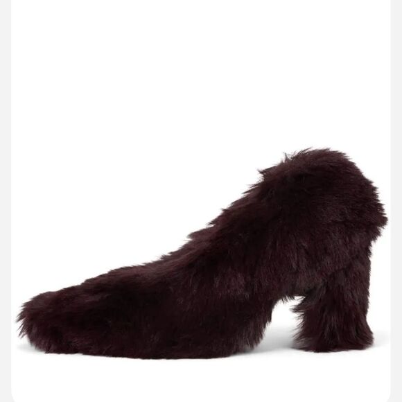 NWOB Jeffrey Campbell Fluffer Faux Fur Pointed Toe Pumps in Wine size 6 SOLD OUT - Picture 10 of 10